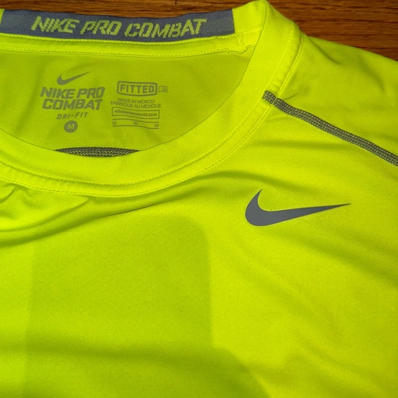 Men’s Nike Pro Combat DRI-FIT Fitted Short Sleeve Fitness Top - Yellow - Picture 5 of 8